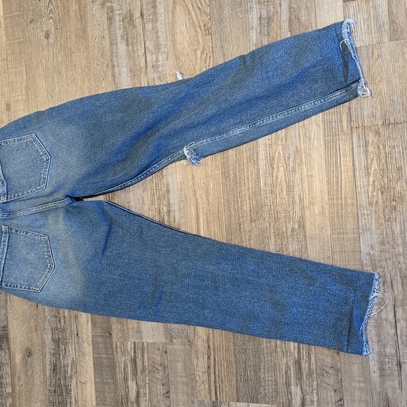 HOLLISTER| Slim straight Distressed Leg Denim Pants | Size 27 - Picture 10 of 10